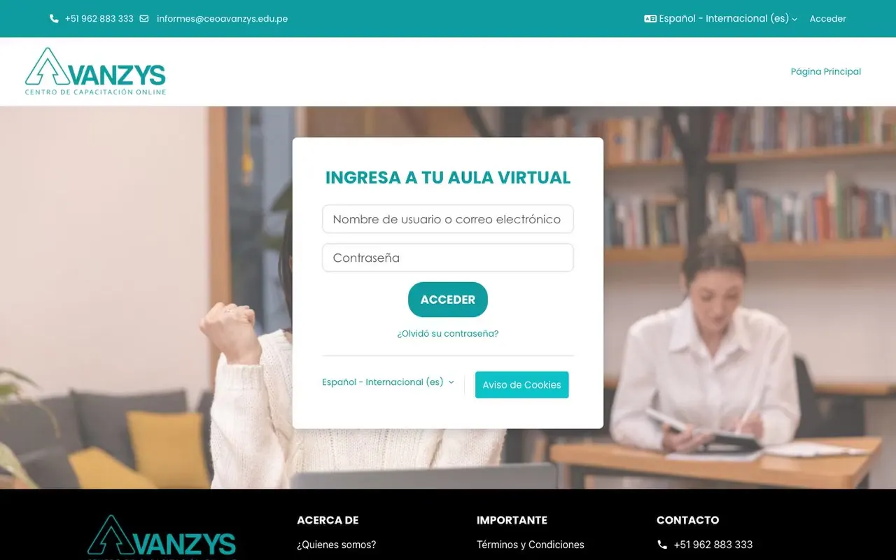 Página de ingreso al aula virtual de un centro de capacitación, alojada en un subdominio